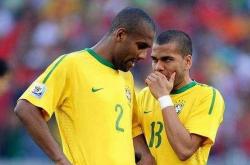 世界杯买球软件 -阿尔维斯、麦孔和(hé)拉(lā)姆三人究竟谁更强，阿尔维斯攻防兼(jiān)备成历史助(zhù)攻王(wáng)，麦孔身体速度兼(jiān)優(yōu)称世界第一，拉(lā)姆左右(yòu)通吃領(lǐng)袖风范无短板