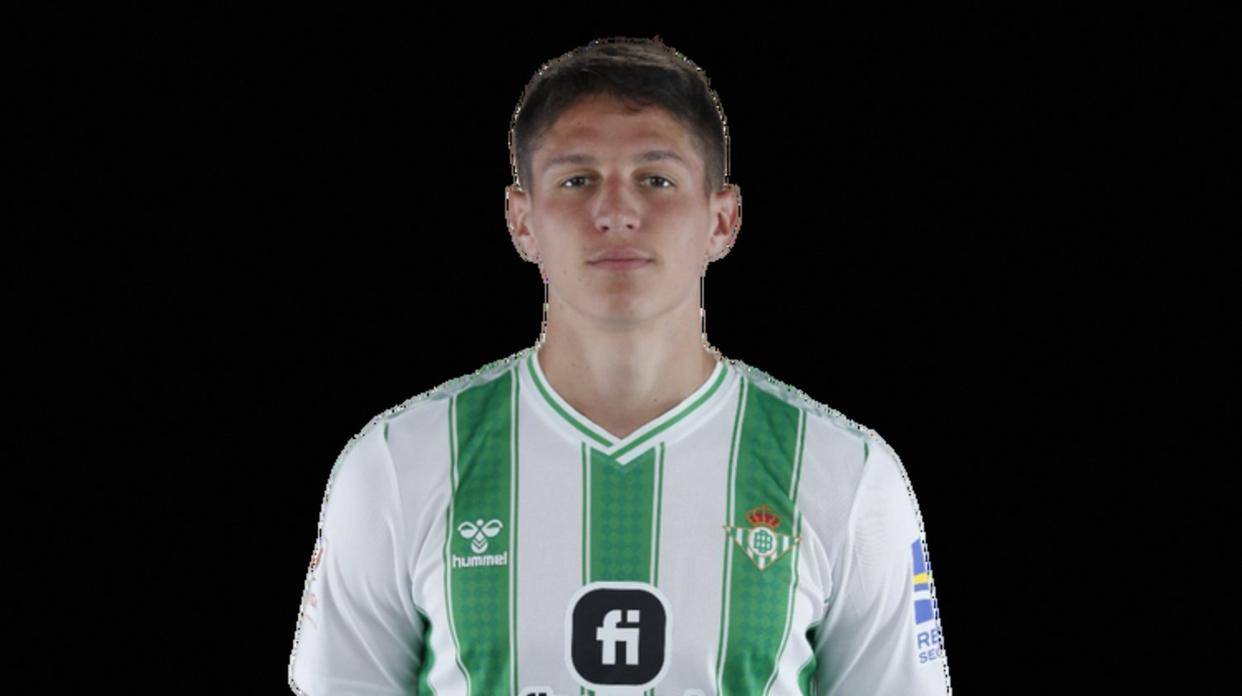 阿尔维斯、麦孔和拉姆三人究竟谁更强，阿尔维斯攻防兼备成历史助攻王，麦孔身体速度兼优称世界第一，拉姆左右通吃领袖风范无短板