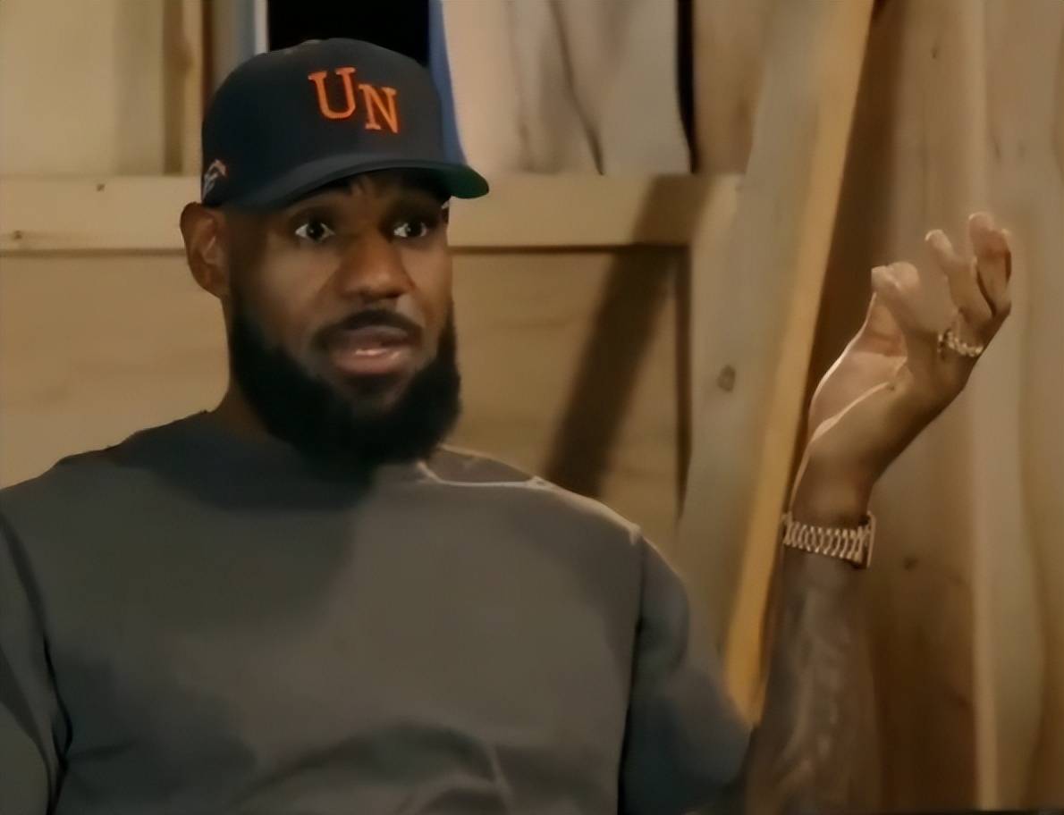 詹皇让湖人高层难堪！首次承认浓眉哥才是真大腿，暗讽东契奇防守差